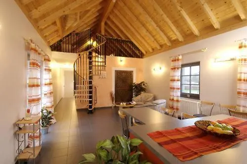 布里斯米伦公寓